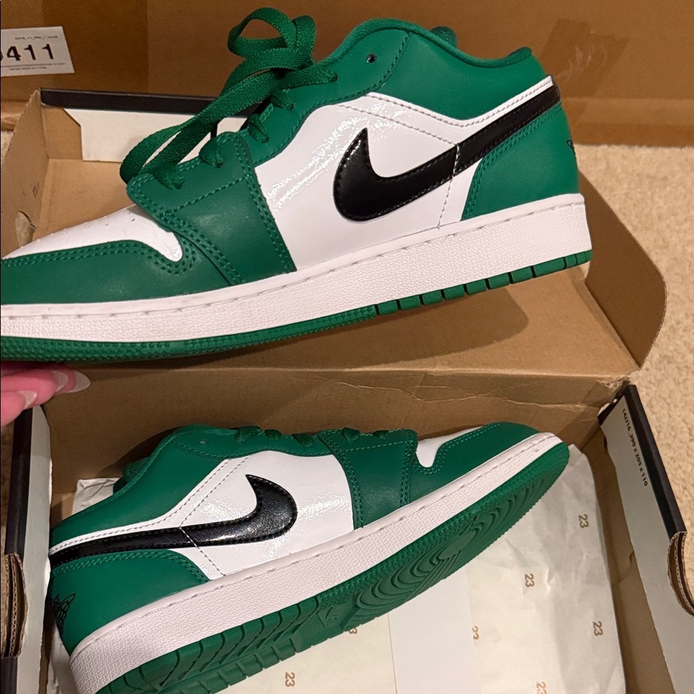 Air Jordan 1 Low GS Sneakers